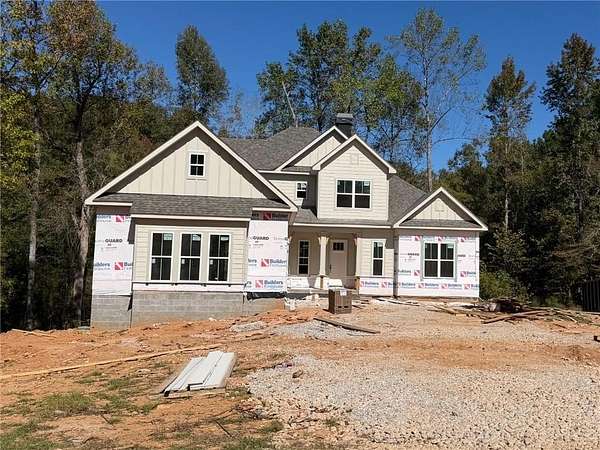 2.59 Acres of Land with Home for Sale in Opelika, Alabama