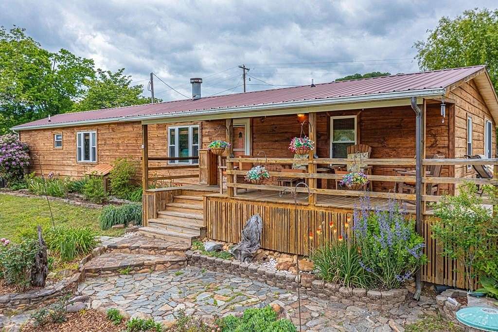 1.76 Acres of Land with Home for Sale in Abingdon, Virginia