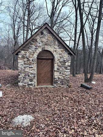 5 Acres of Land for Sale in Winchester, Virginia