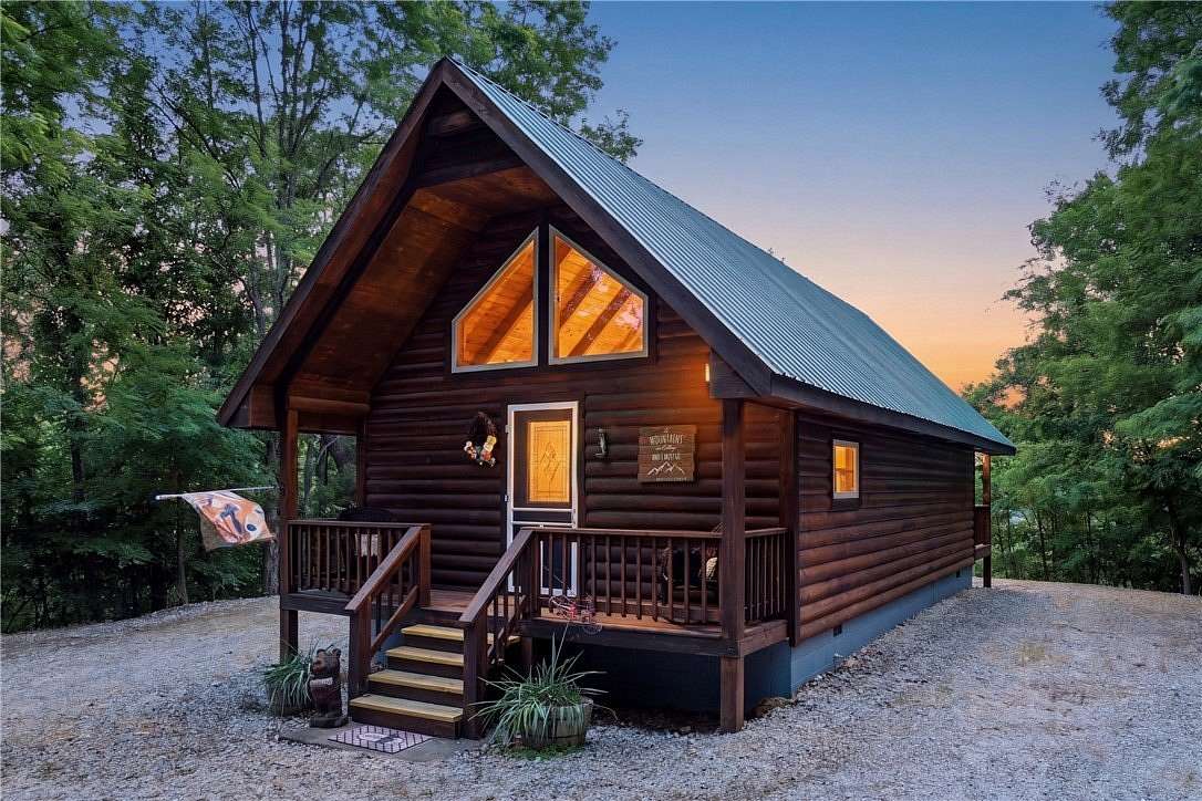 7.77 Acres of Land with Home for Sale in Eureka Springs, Arkansas