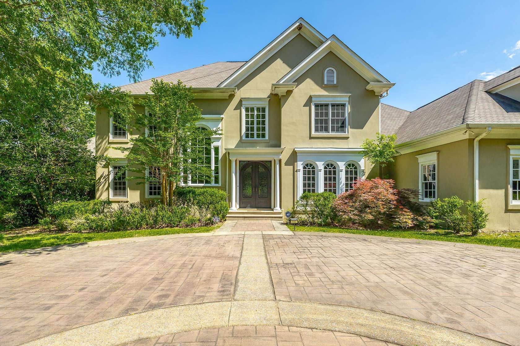 4.22 Acres of Land with Home for Sale in Lookout Mountain, Georgia