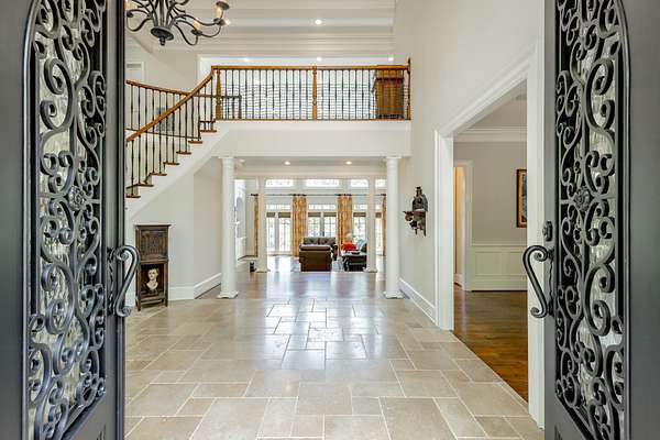 4.22 Acres of Land with Home for Sale in Lookout Mountain, Georgia
