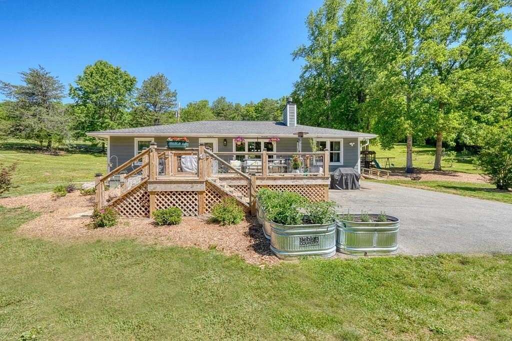19.6 Acres of Land with Home for Sale in Blairsville, Georgia