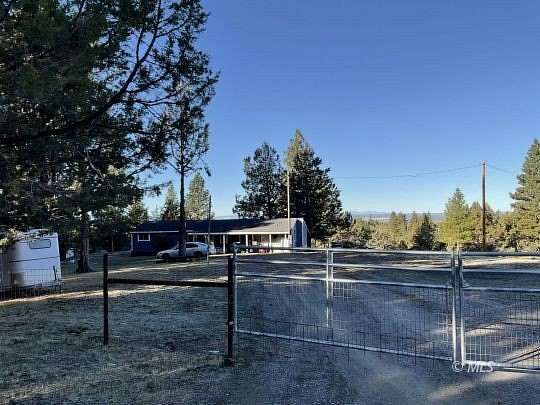 5 Acres of Land with Home for Lease in Alturas, California