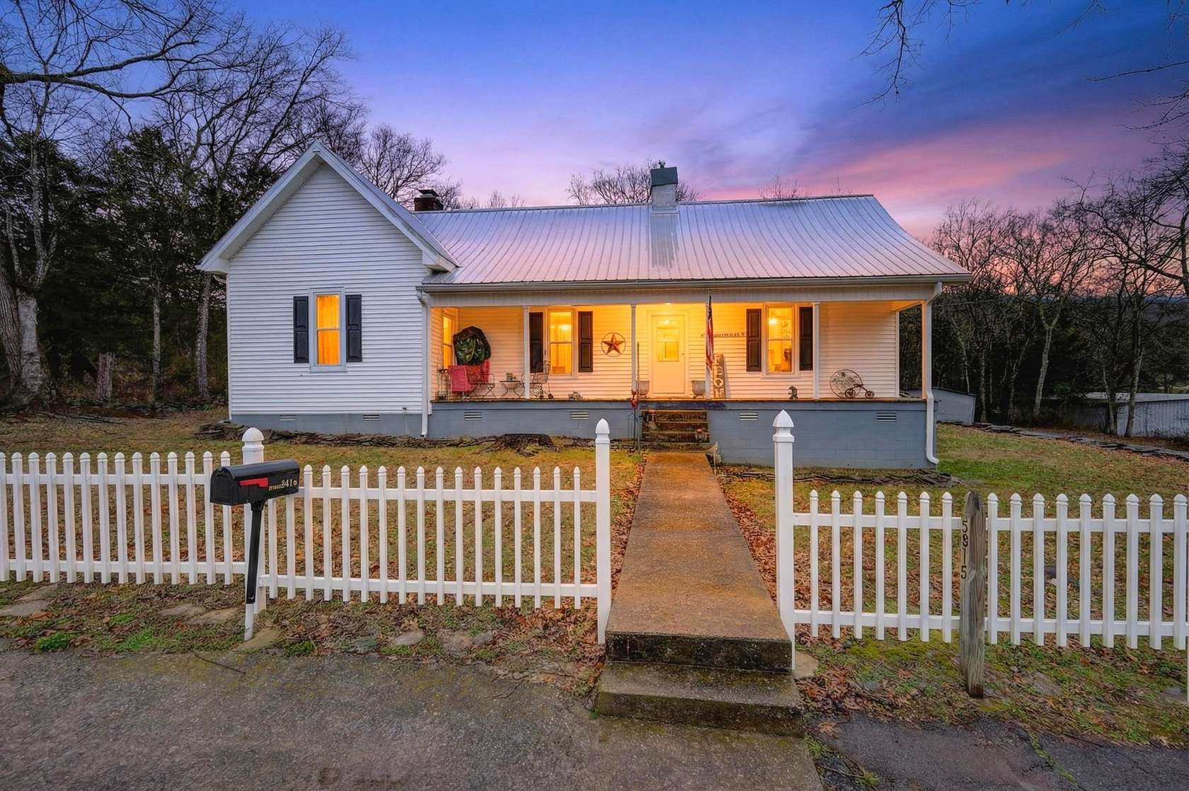 4.39 Acres of Land with Home for Sale in Bradyville, Tennessee