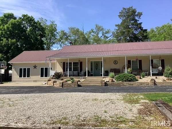 7.59 Acres of Land with Home for Sale in Vincennes, Indiana