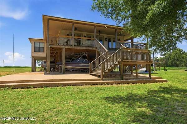 2.15 Acres of Land with Home for Sale in Yazoo City, Mississippi