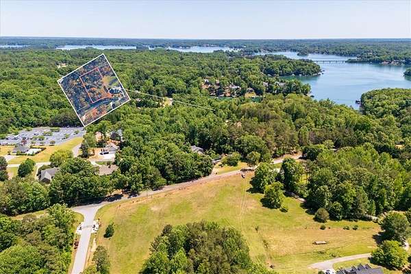 0.81 Acres of Land for Sale in West Union, South Carolina