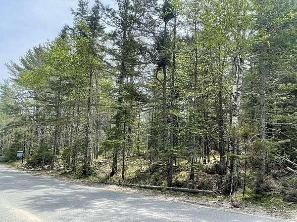 1.3 Acres of Residential Land for Sale in Deer Isle, Maine