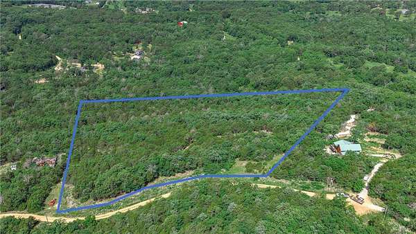 10.1 Acres of Recreational Land for Sale in Eureka Springs, Arkansas
