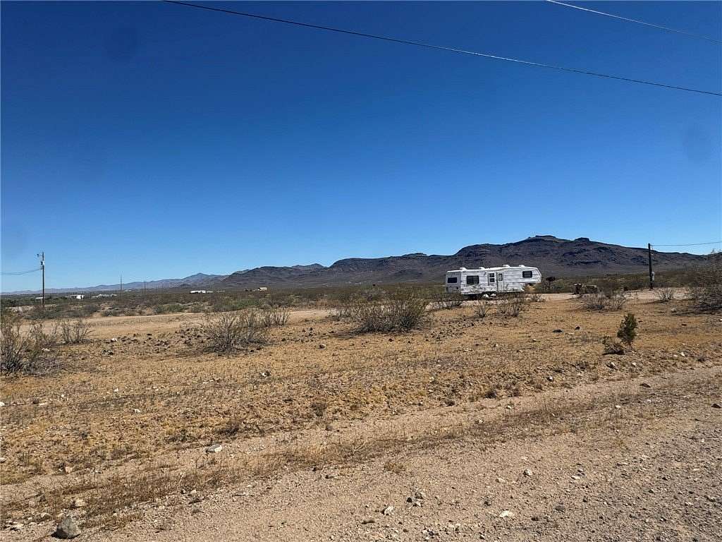 2 Acres of Residential Land for Sale in Golden Valley, Arizona