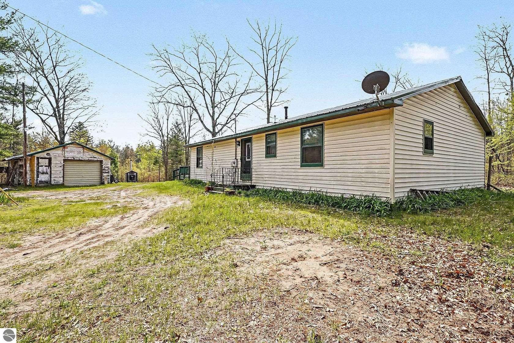 21.5 Acres of Recreational Land with Home for Sale in Hale, Michigan