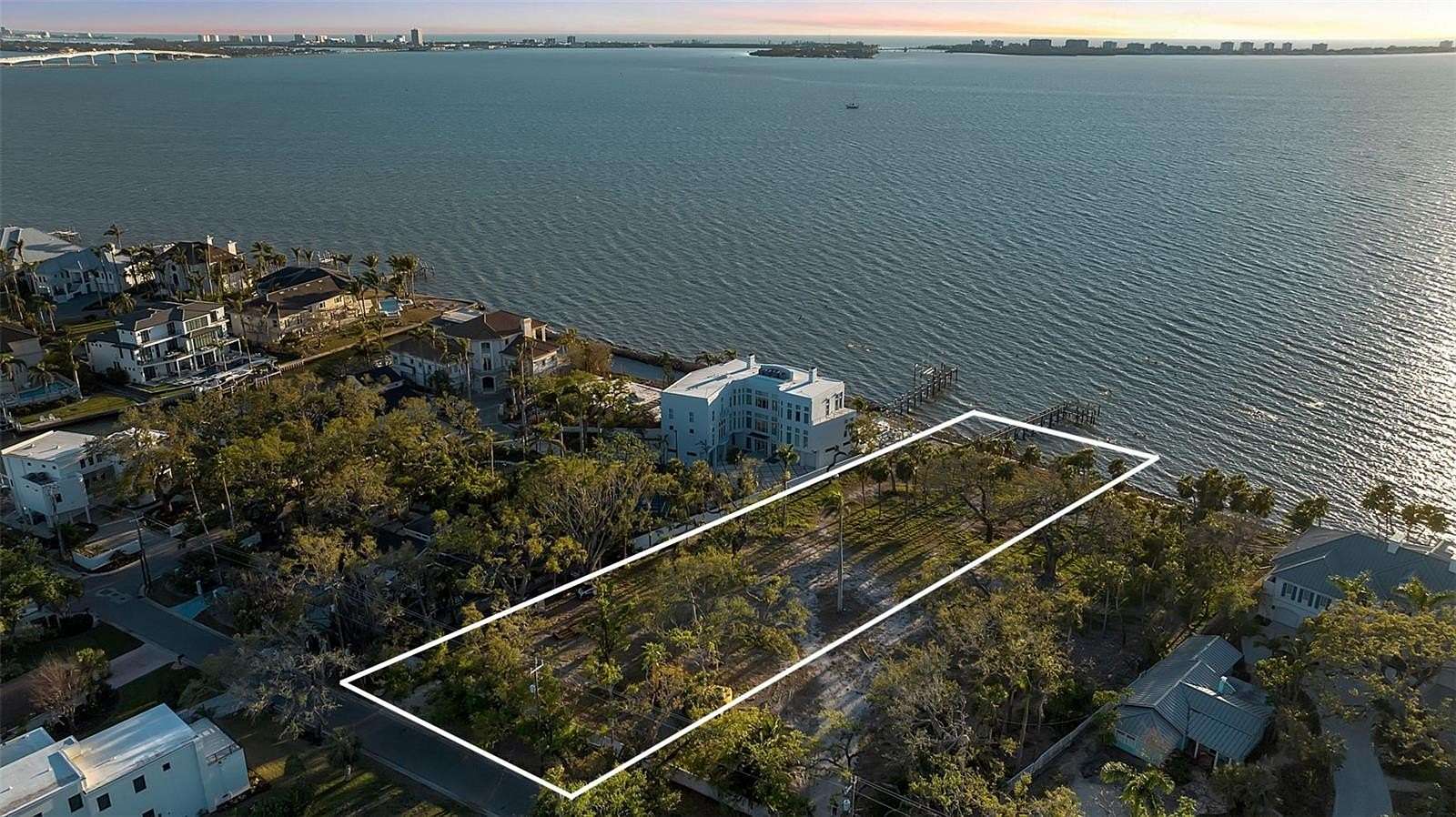 0.87 Acres of Residential Land for Sale in Sarasota, Florida