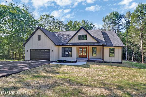 3.4 Acres of Land with Home for Sale in Jamestown, Tennessee