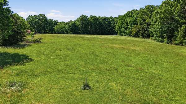 1.26 Acres of Residential Land for Sale in Tullahoma, Tennessee