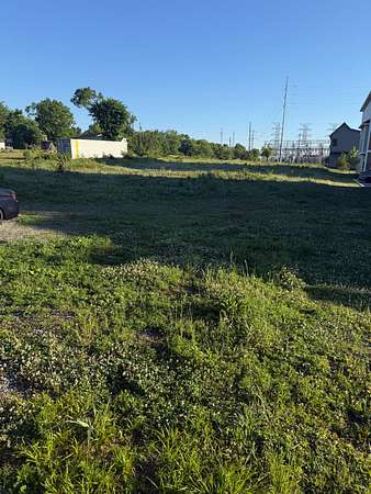 0.91 Acres of Residential Land for Sale in Madison, Tennessee