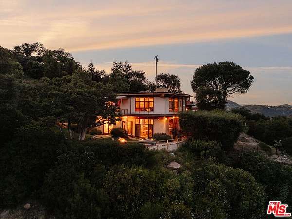 3 Acres of Land with Home for Sale in Topanga, California