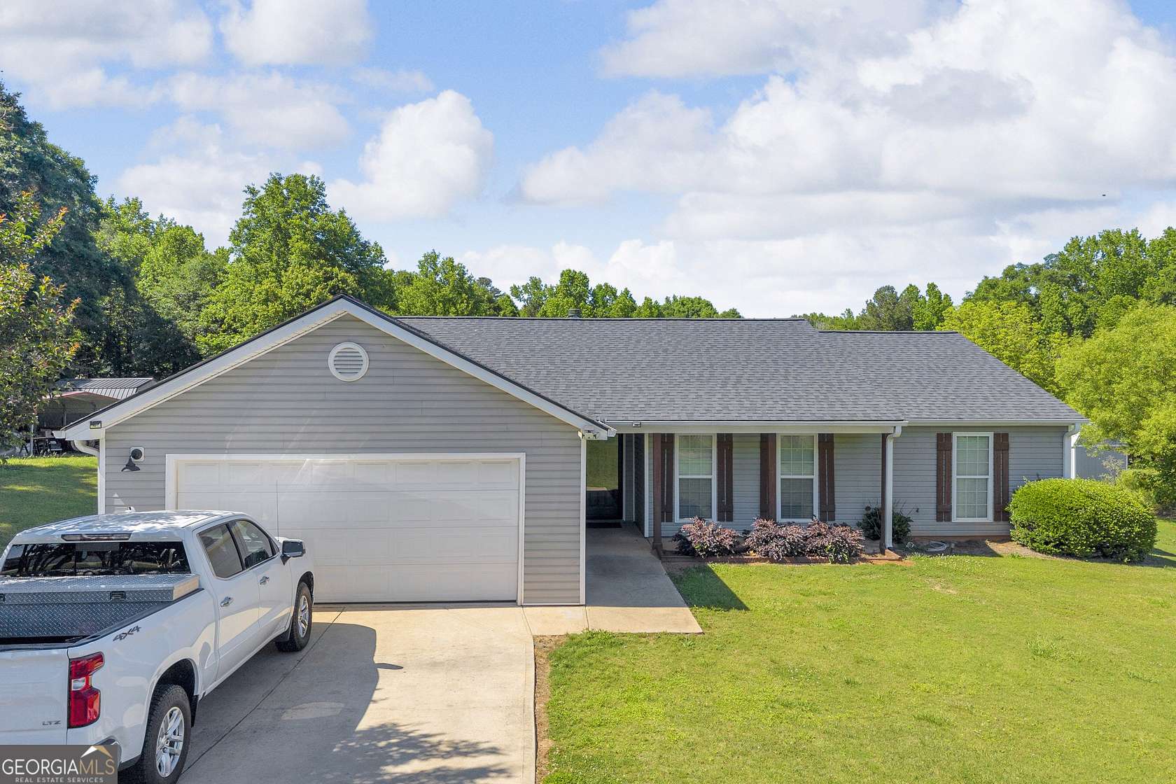 1.59 Acres of Land with Home for Sale in Maysville, Georgia