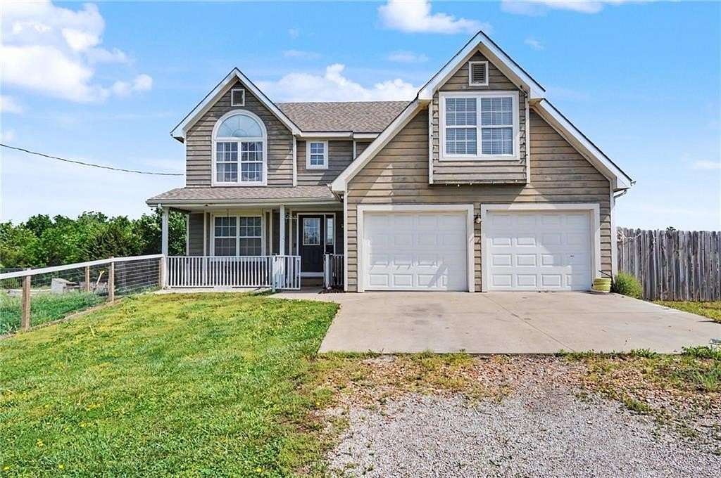 5 Acres of Land with Home for Sale in Ottawa, Kansas