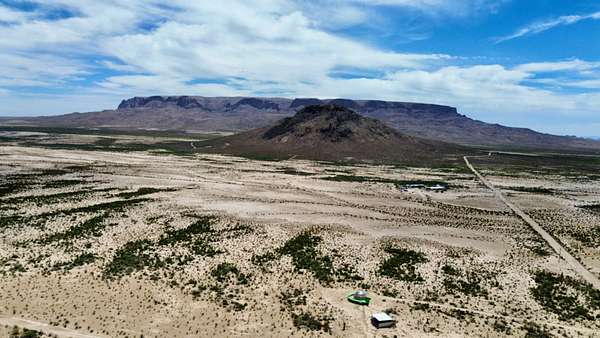 10 Acres of Land for Sale in Alpine, Texas