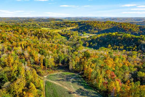 430 Acres of Land with Home for Sale in Franklin, Tennessee