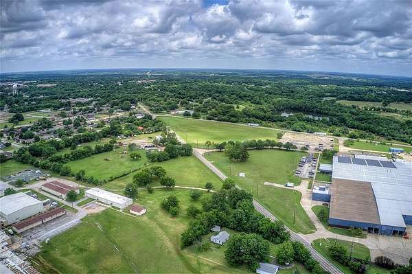 2.88 Acres of Residential Land for Sale in Commerce, Texas