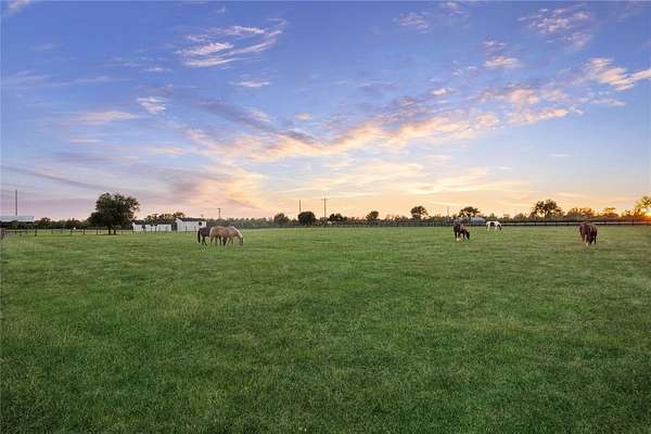 19 Acres of Land with Home for Sale in Hempstead, Texas