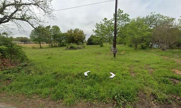 2 Acres of Residential Land for Sale in Seven Points, Texas