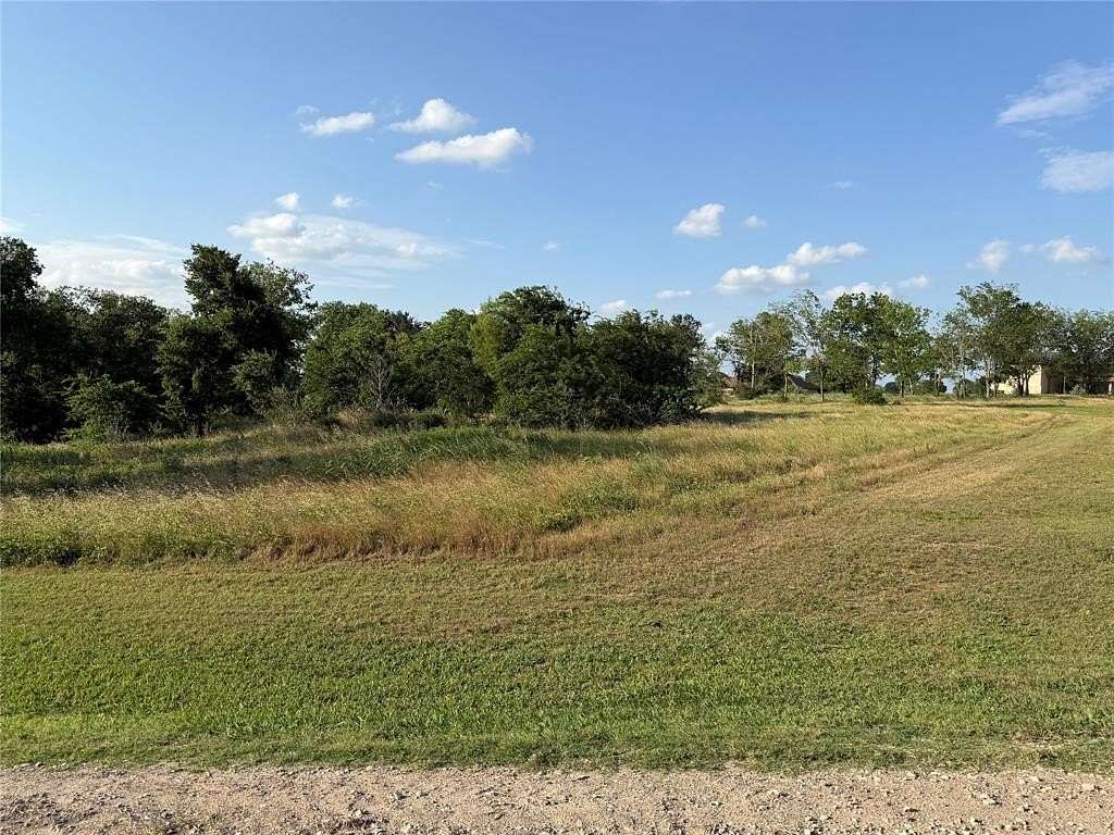 1.56 Acres of Residential Land for Sale in Corsicana, Texas