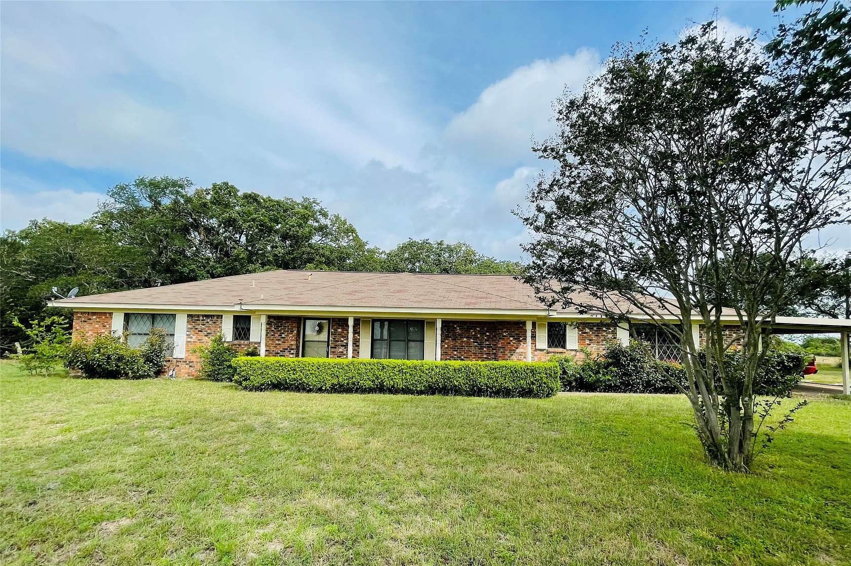 19.8 Acres of Land with Home for Sale in Purdon, Texas