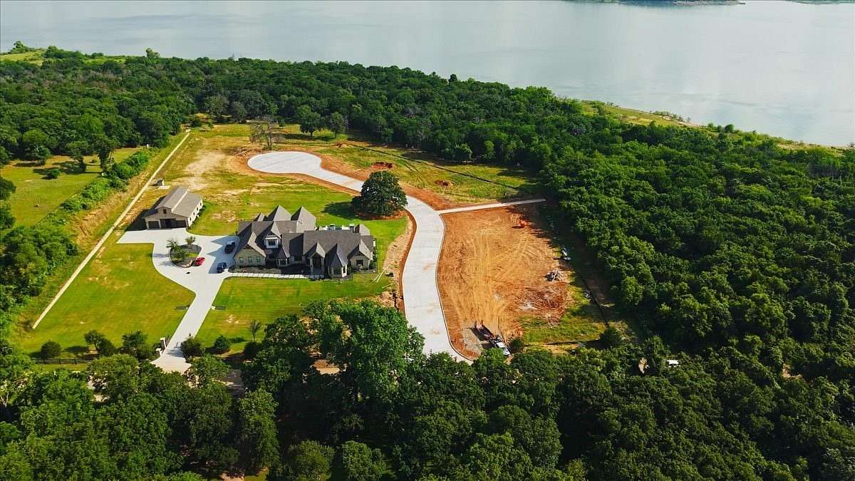 1.22 Acres of Residential Land for Sale in Southlake, Texas
