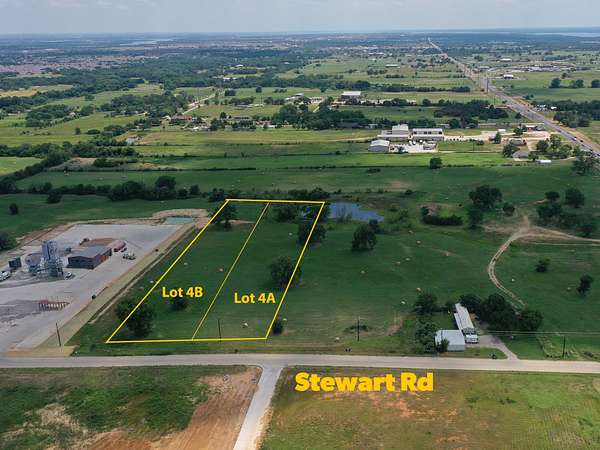 3 Acres of Commercial Land for Sale in Aubrey, Texas
