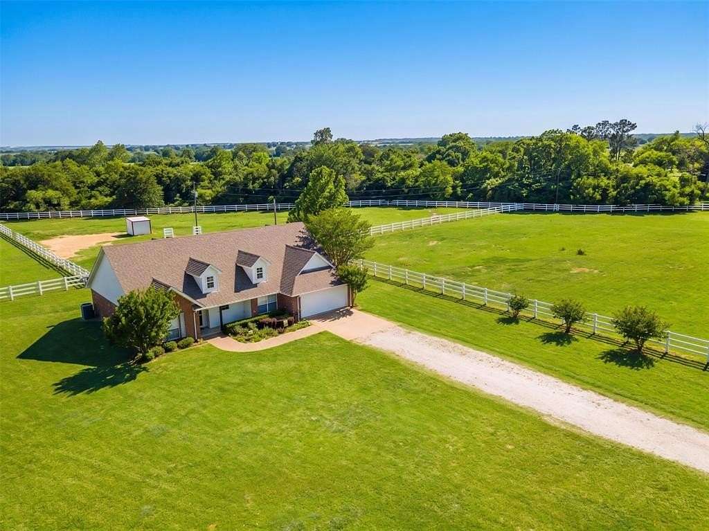 23.4 Acres of Land with Home for Sale in Paradise, Texas