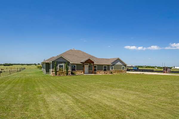3.17 Acres of Land with Home for Sale in Ponder, Texas