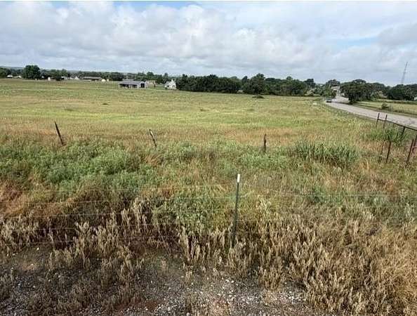 17 Acres of Land for Sale in Springtown, Texas