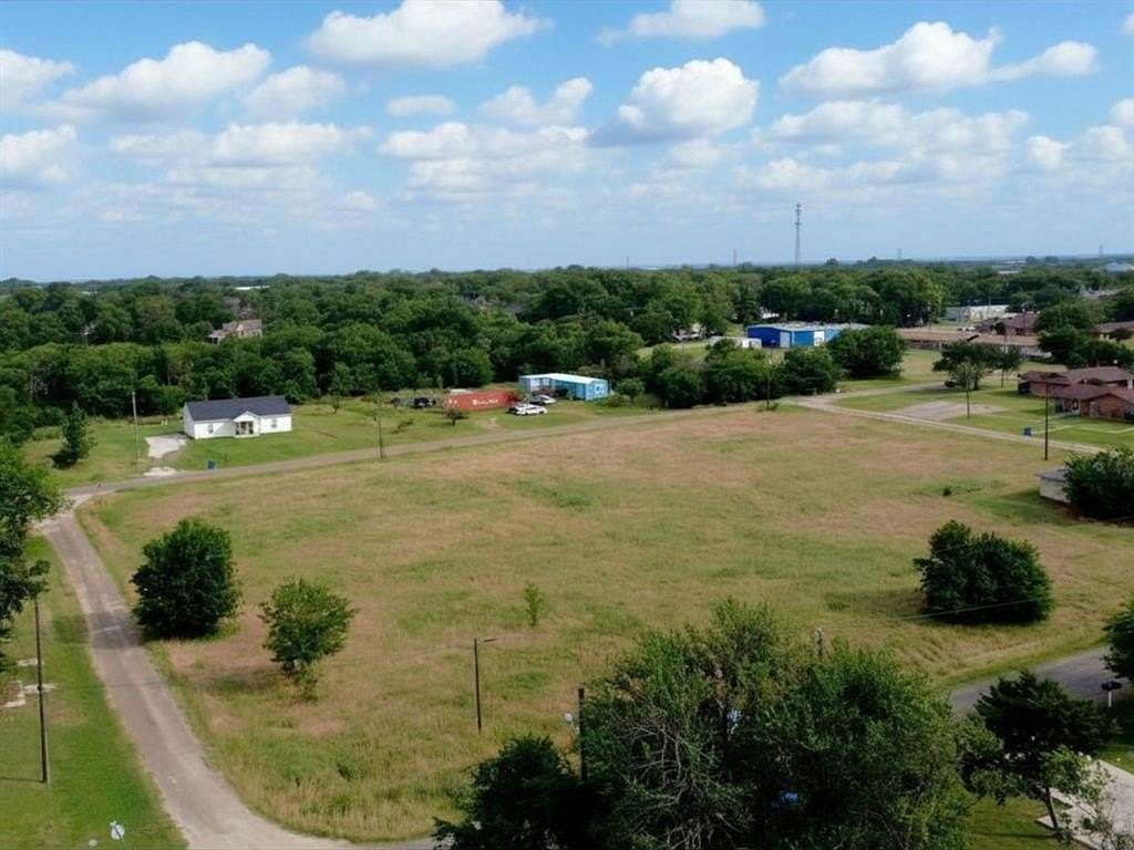 0.52 Acres of Residential Land for Sale in Blooming Grove, Texas