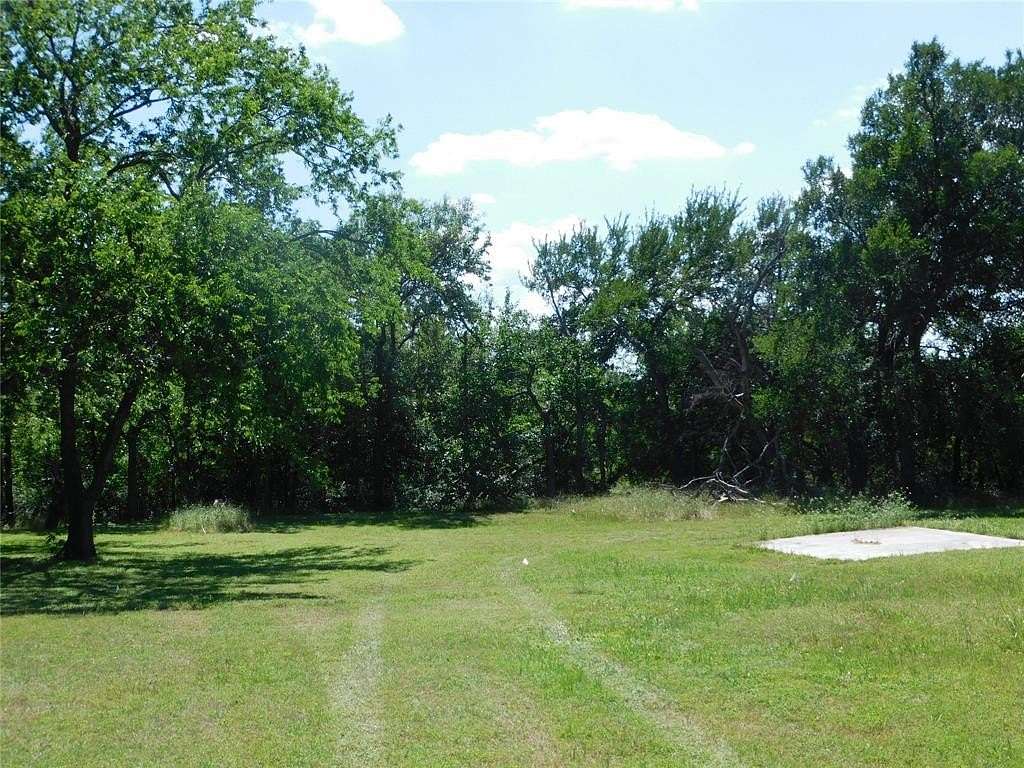 0.59 Acres of Land for Sale in Hubbard, Texas