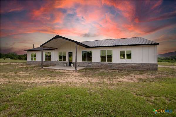 14.8 Acres of Land with Home for Sale in Lampasas, Texas