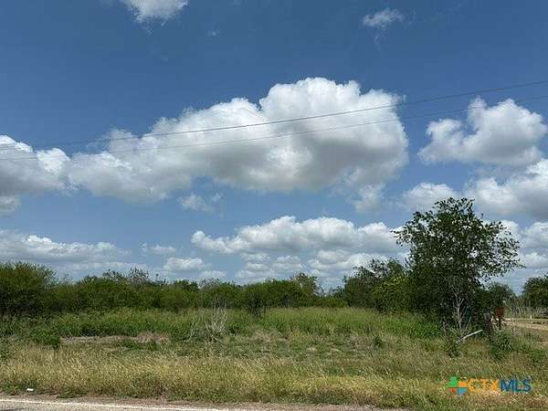 1.1 Acres of Land for Sale in Fannin, Texas