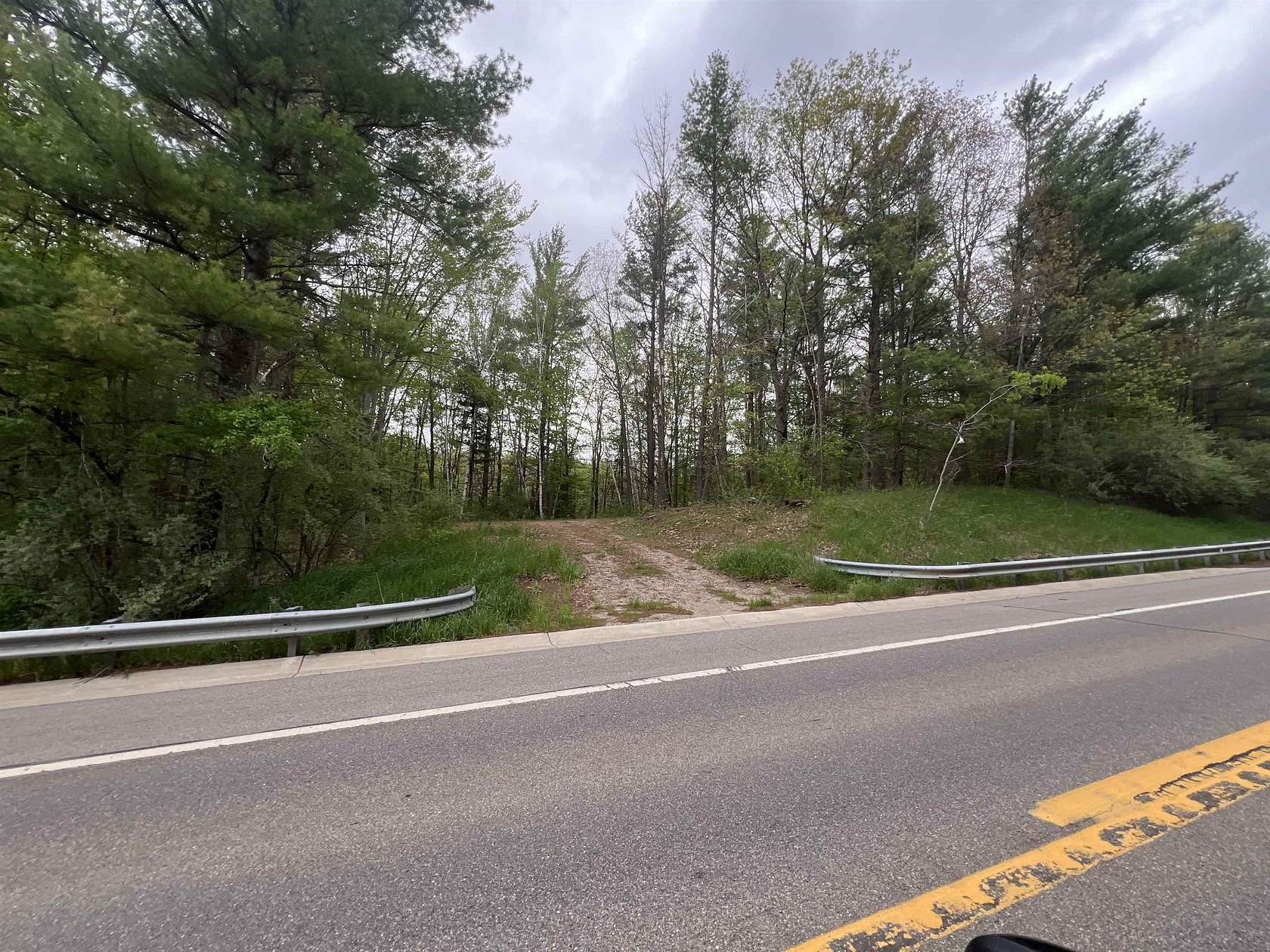 1.65 Acres of Residential Land for Sale in Harrison, Michigan