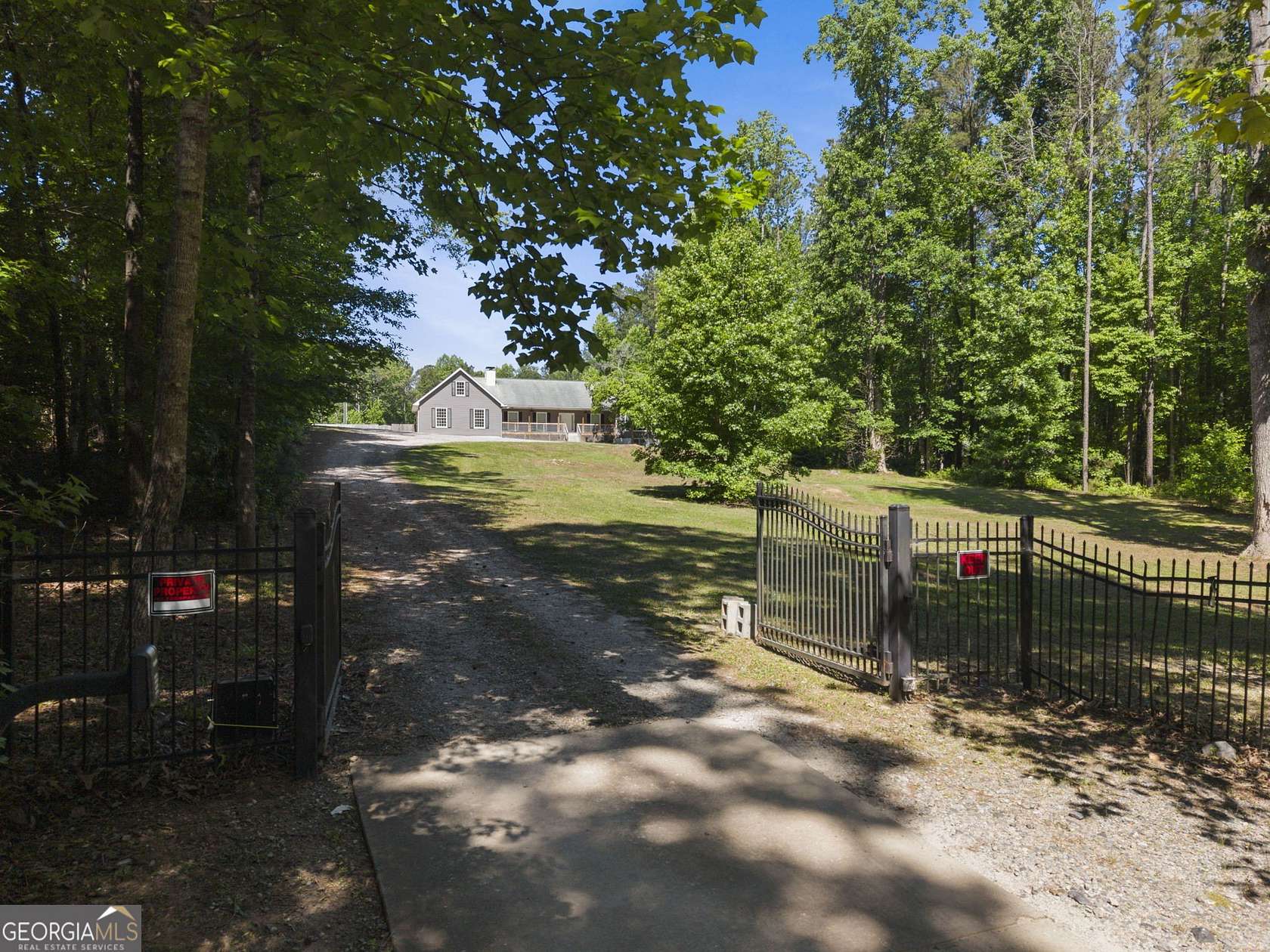 4 Acres of Land with Home for Sale in Fayetteville, Georgia