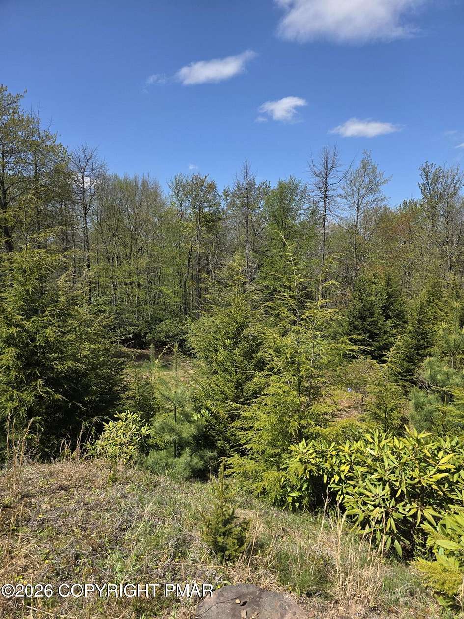 0.5 Acres of Residential Land for Sale in Pocono Pines, Pennsylvania