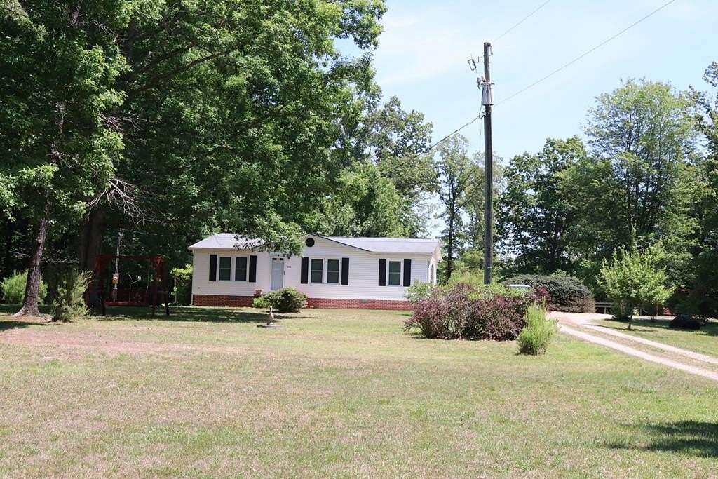 10.8 Acres of Land with Home for Sale in Farmville, Virginia