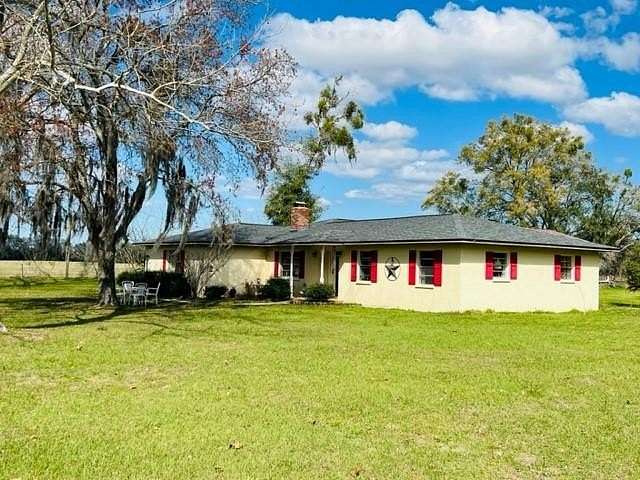 5 Acres of Land with Home for Sale in Bell, Florida