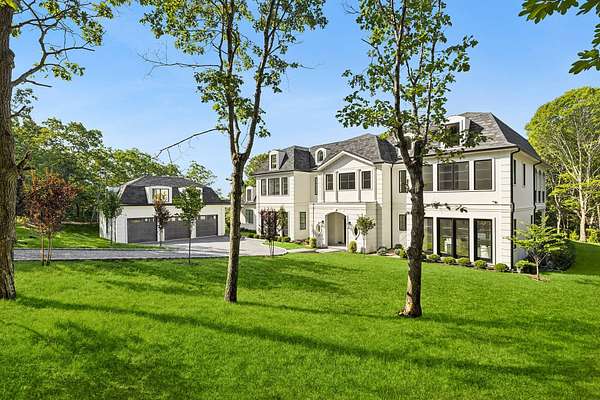 1.68 Acres of Land with Home for Sale in Cutchogue, New York