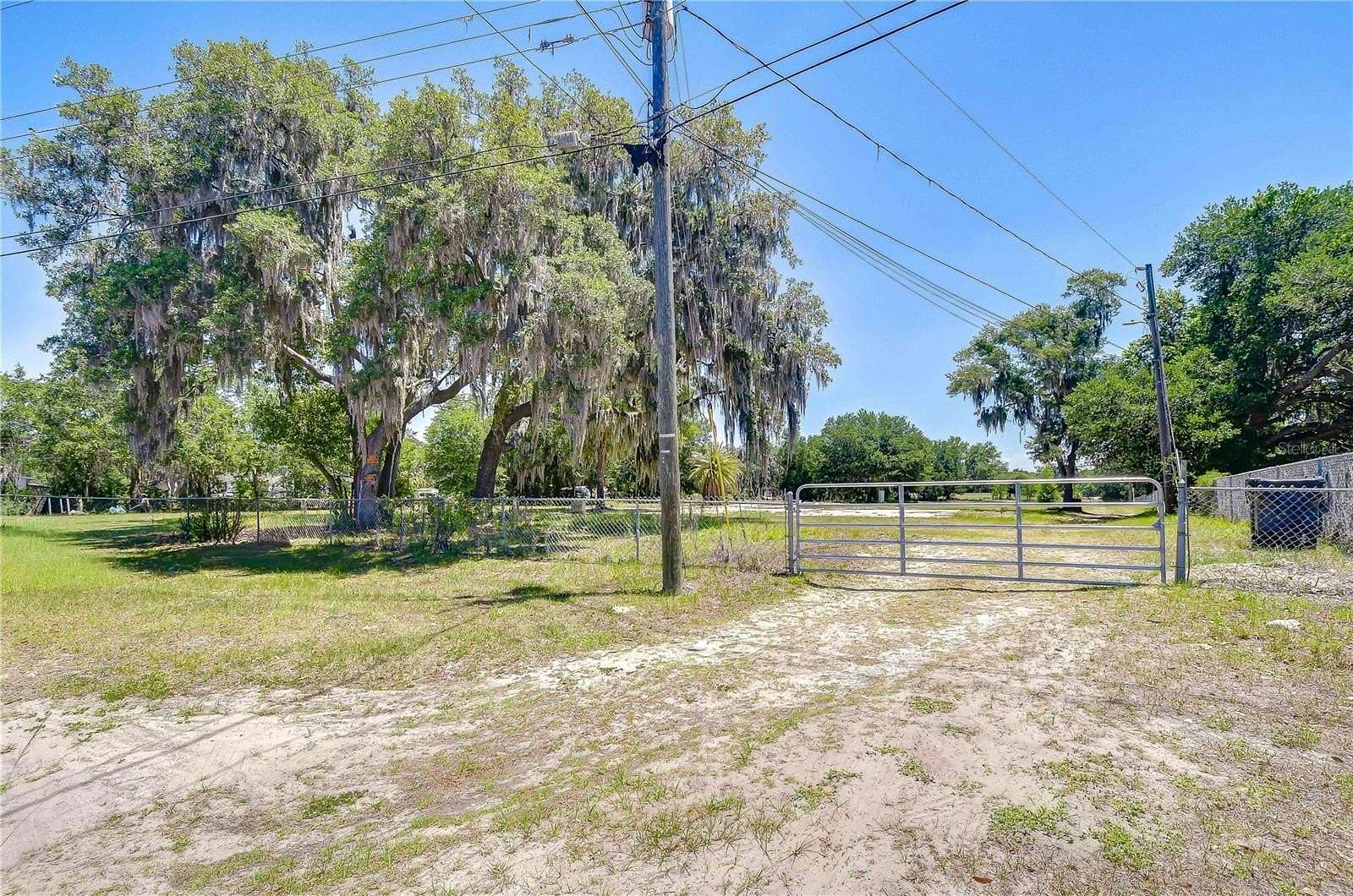 2.3 Acres of Residential Land for Sale in Plant City, Florida