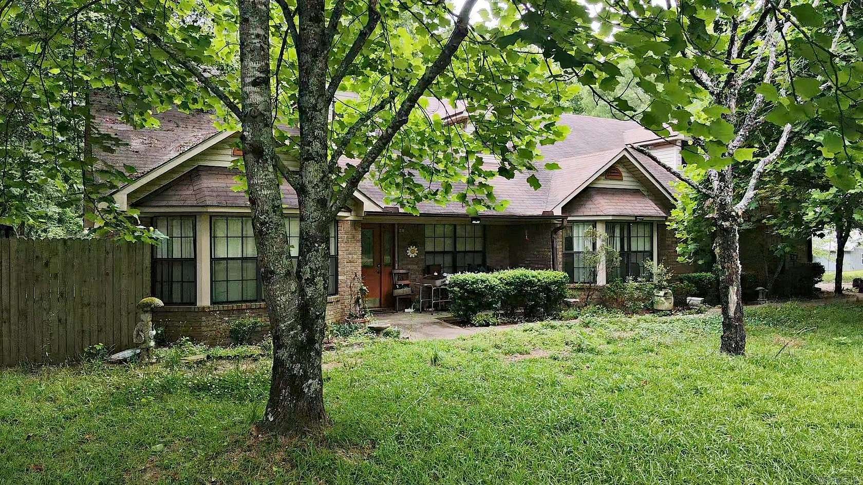 2.37 Acres of Land with Home for Sale in Arkadelphia, Arkansas