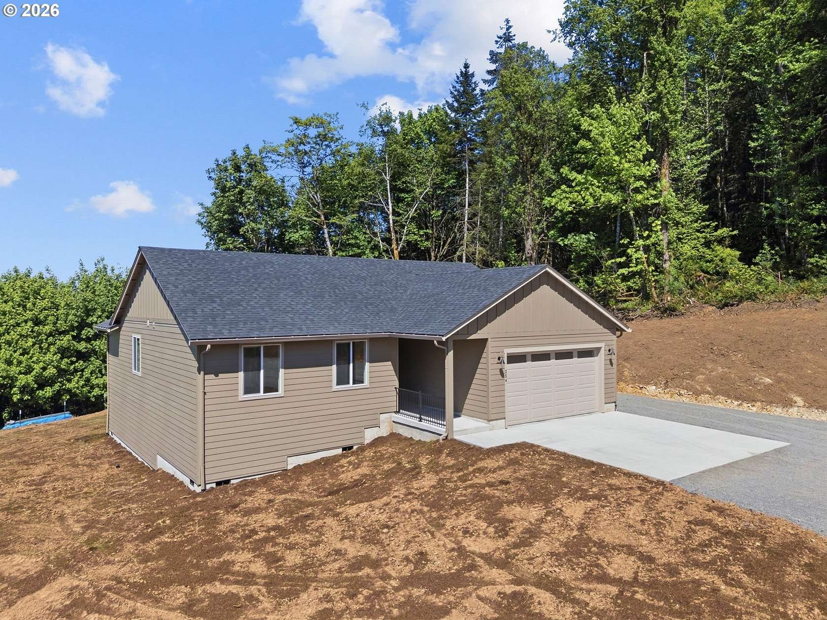 2.5 Acres of Land with Home for Sale in Longview, Washington