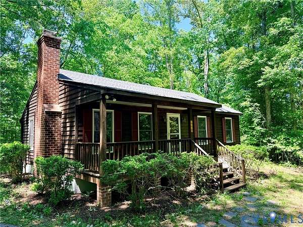 5 Acres of Land with Home for Sale in Goochland, Virginia