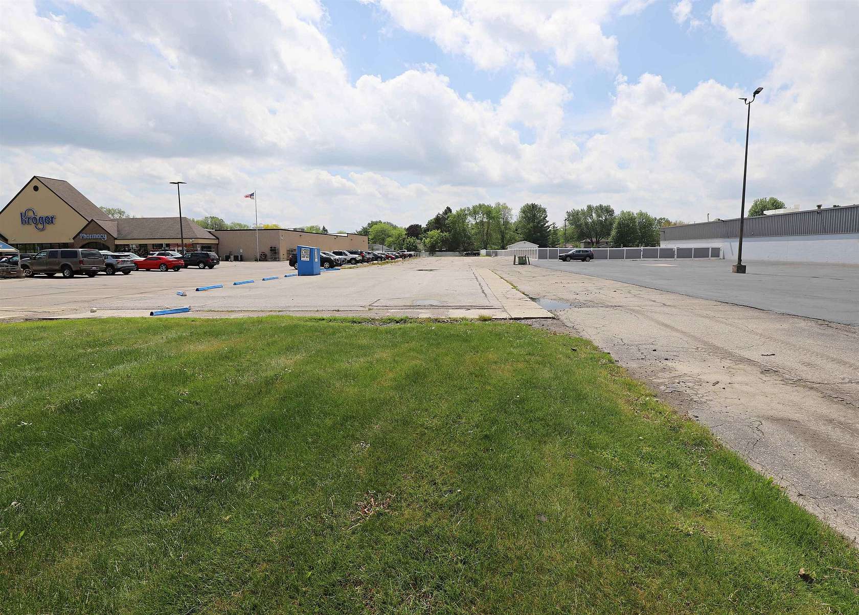 0.55 Acres of Commercial Land for Sale in Flushing, Michigan